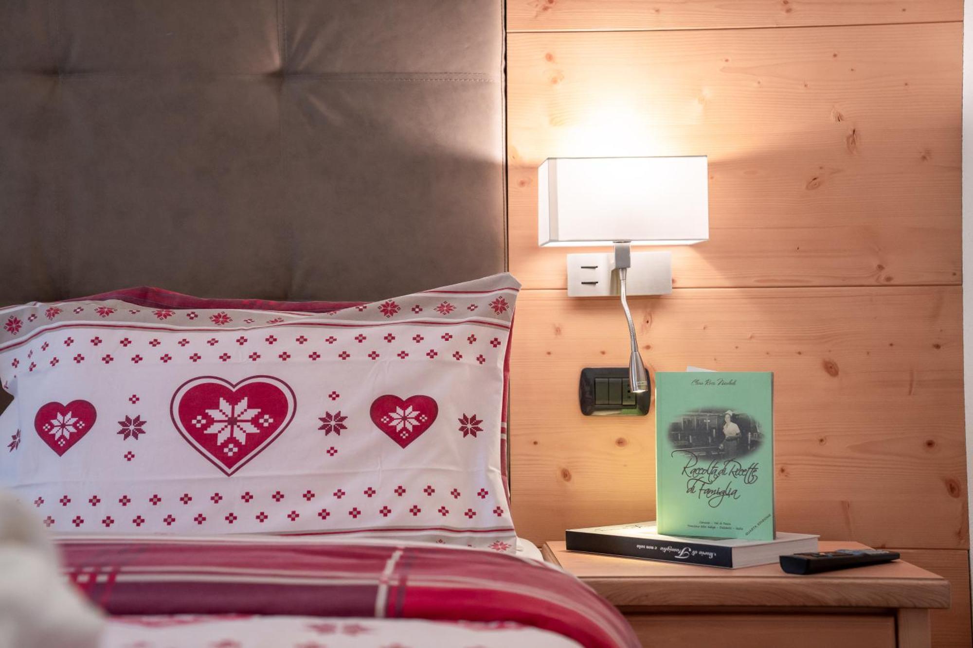 Hotel Grohmann Campitello di Fassa Exteriör bild