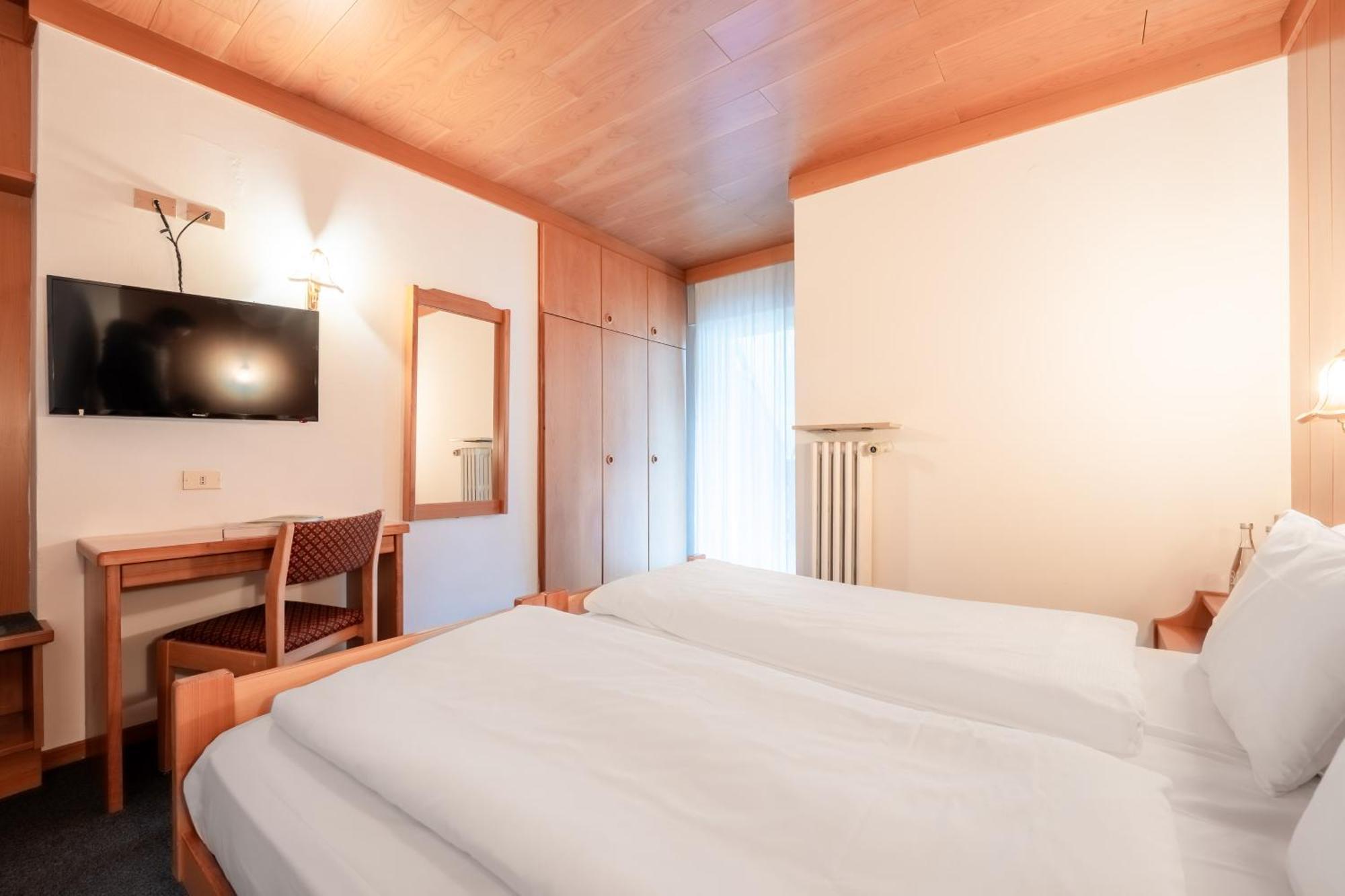 Hotel Grohmann Campitello di Fassa Exteriör bild