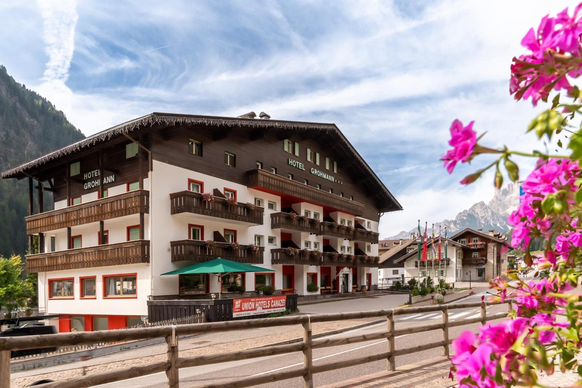Hotel Grohmann Campitello di Fassa Exteriör bild