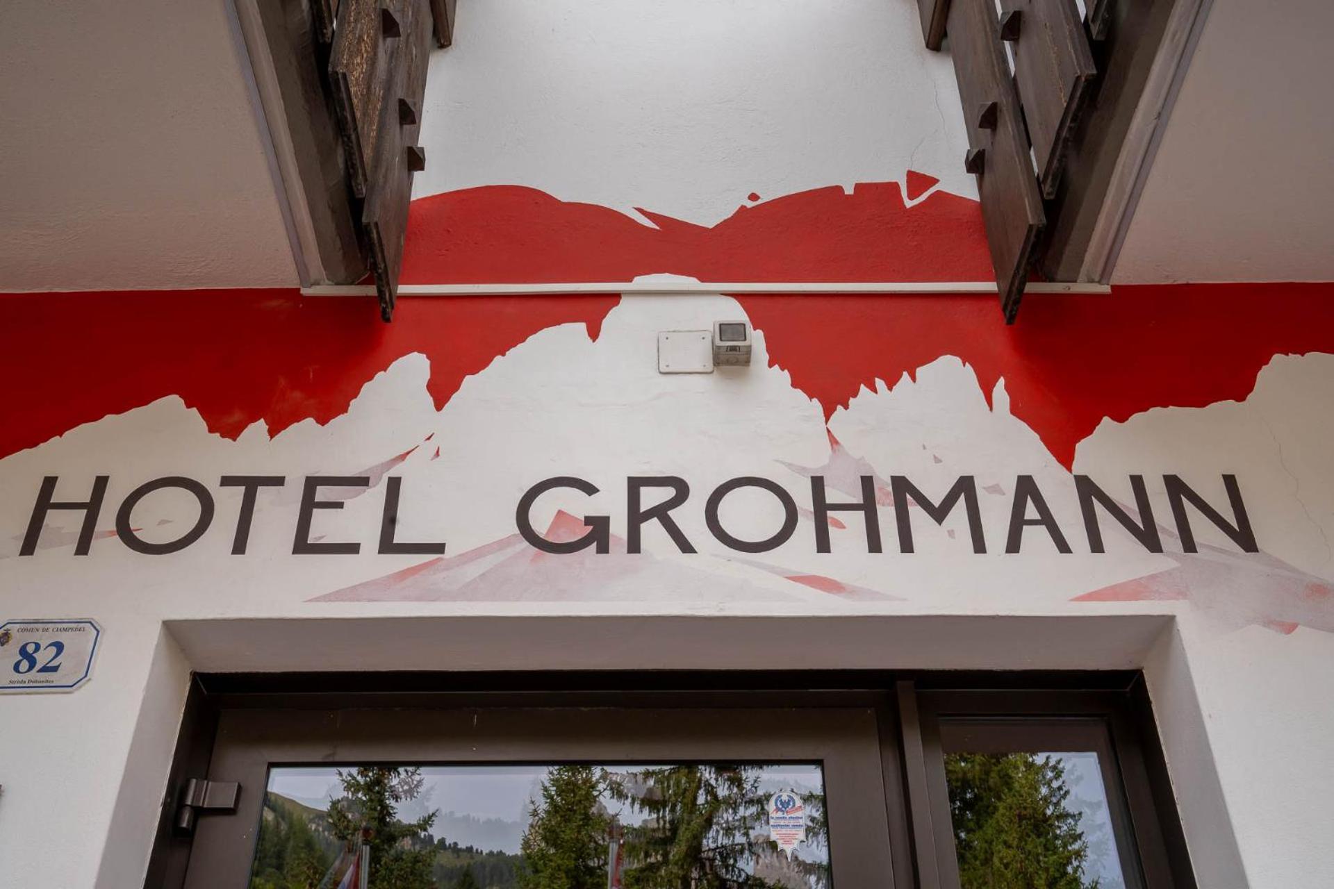 Hotel Grohmann Campitello di Fassa Exteriör bild