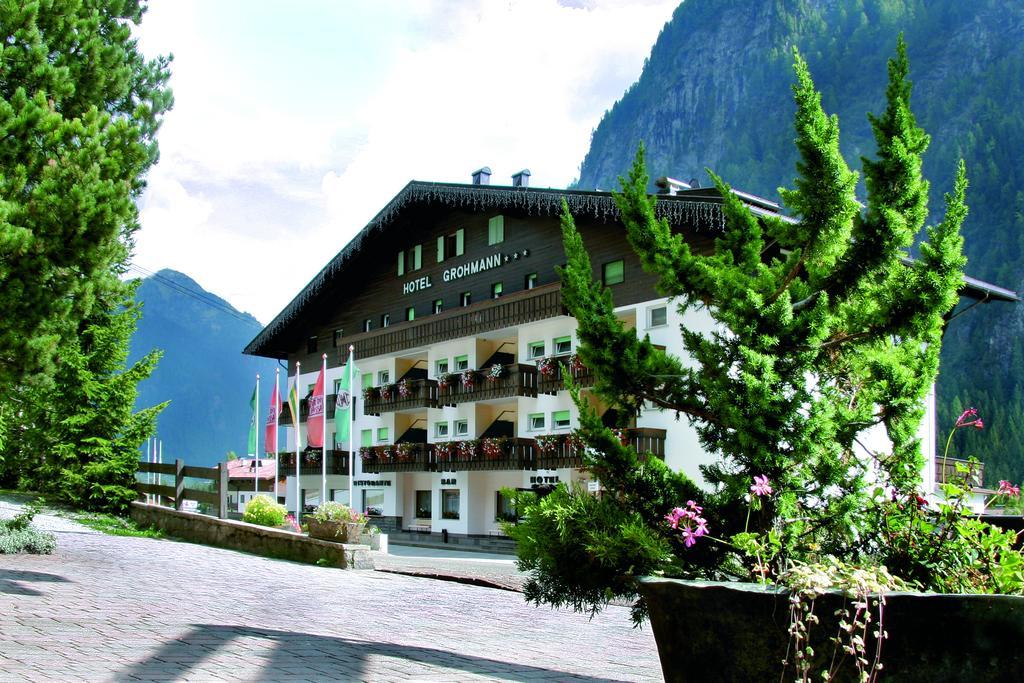 Hotel Grohmann Campitello di Fassa Exteriör bild