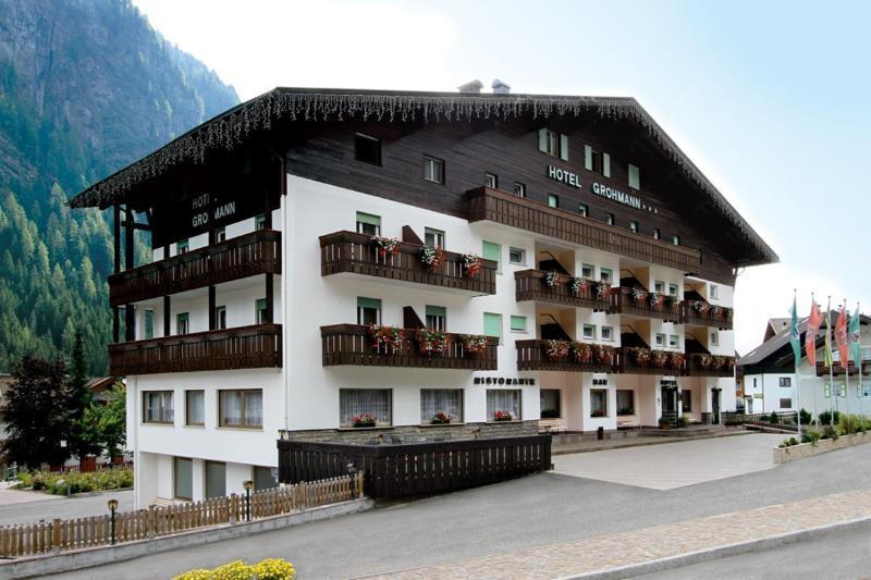 Hotel Grohmann Campitello di Fassa Exteriör bild